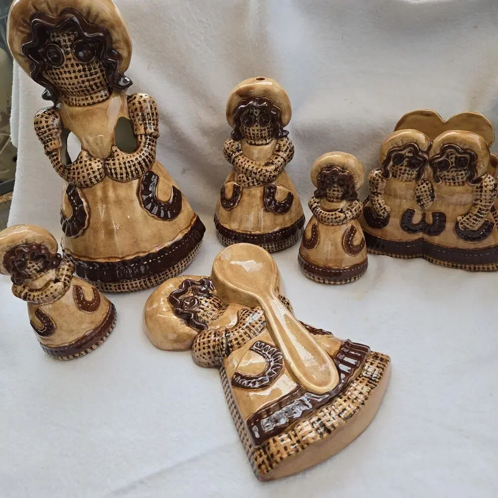Sittre Ceramics Burlap Doll Utensil Holder, Salt/Pepper, Napkin Holder Spoonrest